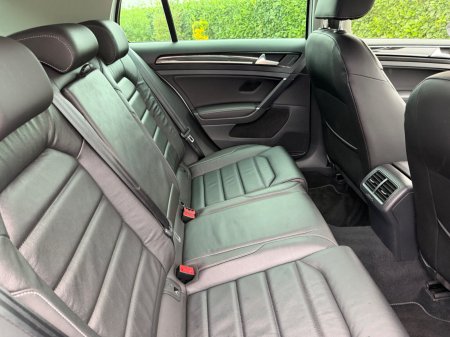 2020 Volkswagen Golf - photo 13