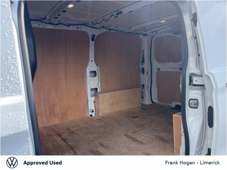 2025 Volkswagen Transporter - photo 6