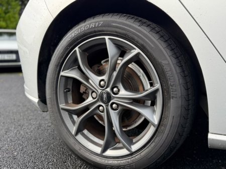 2019 Ford Focus - photo 8