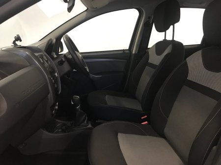 2018 Dacia Duster - photo 2