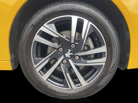2021 Peugeot 208 - photo 12