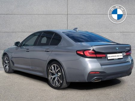 2023 BMW 5-Series - photo 2