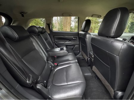 2015 Mitsubishi Outlander - photo 11