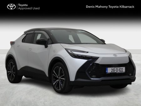 2025 Toyota C-HR PHEV SOL