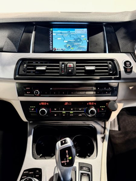 2016 BMW 5-Series - photo 12