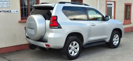 2020 Toyota Land Cruiser - photo 4