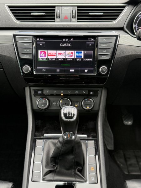 2018 Skoda Superb - photo 26