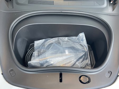 2025 Tesla Model 3 - photo 9