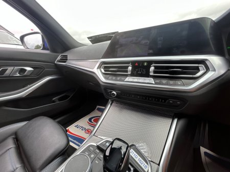 2021 BMW 3-Series - photo 39