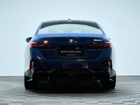 2024 BMW 5-Series - photo 6