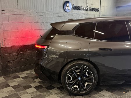2023 BMW iX - photo 8
