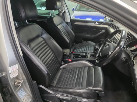2015 Volkswagen Passat - photo 12