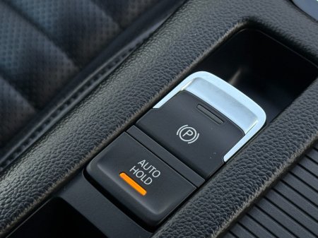 2018 Volkswagen Passat - photo 18