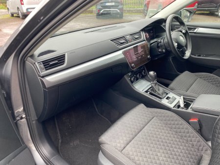 2022 Skoda Superb - photo 10