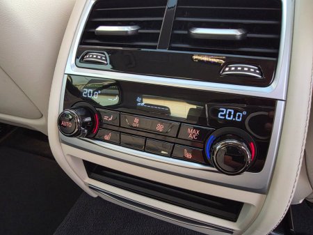 2020 BMW 7-Series - photo 15
