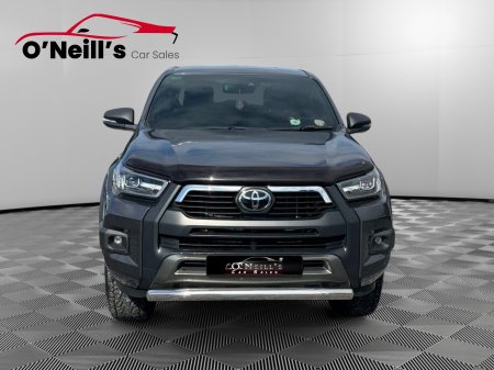 2021 Toyota Hilux - photo 2