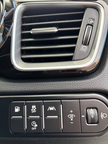 2023 Kia XCeed - photo 33