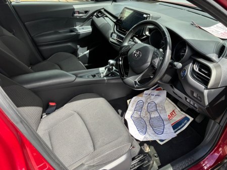 2017 Toyota C-HR - photo 8