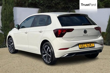 2025 Volkswagen Polo - photo 2