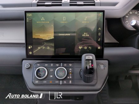 2026 Land Rover Defender - photo 11