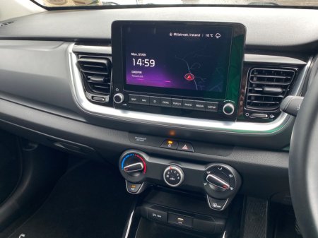 2025 Kia Stonic - photo 16