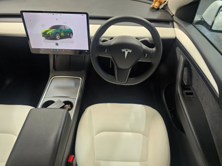 2023 Tesla Model Y - photo 13