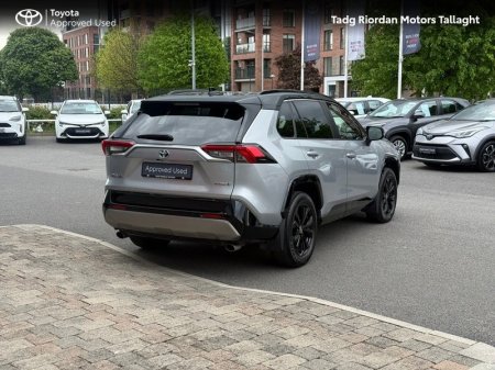 2024 Toyota RAV4 - photo 2