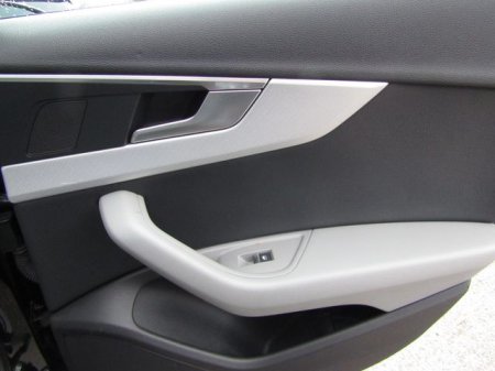 2017 Audi A4 - photo 25