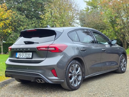 2025 Ford Focus - photo 2