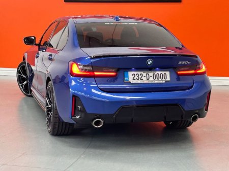 2023 BMW 3-Series - photo 18