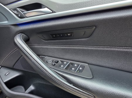 2017 BMW 5-Series - photo 22