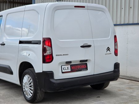 2023 Citroen Berlingo - photo 18