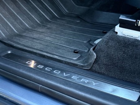 2021 Land Rover Discovery - photo 17