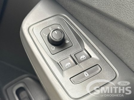 2026 Ford Tourneo Connect - photo 24