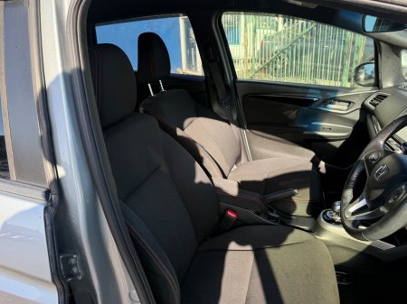 2015 Honda Fit - photo 10