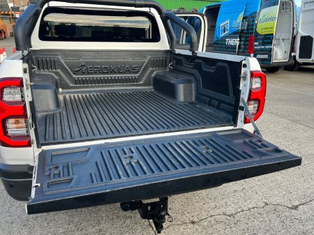 2021 Toyota Hilux - photo 14