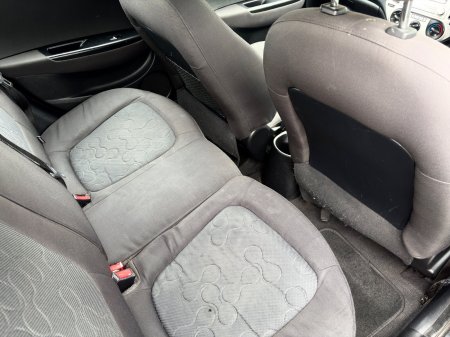 2011 Hyundai i20 - photo 3