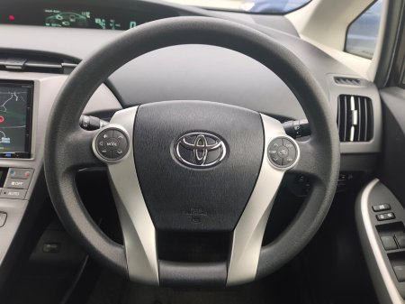 2015 Toyota Prius - photo 15