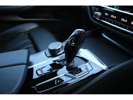 2024 BMW 5-Series - photo 14
