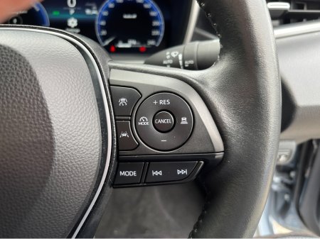 2025 Toyota Corolla - photo 23