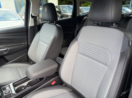 2017 Ford Kuga - photo 8