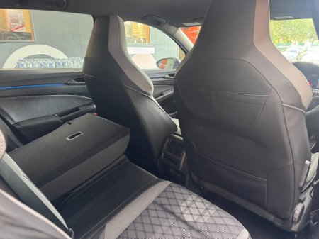 2024 Volkswagen Golf - photo 17