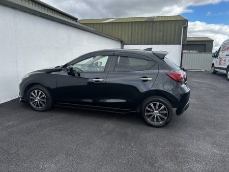 2017 Mazda Demio - photo 6