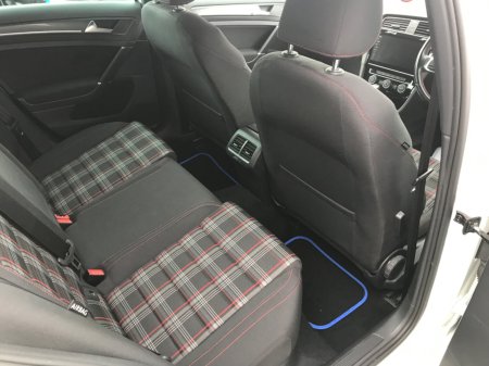 2019 Volkswagen Golf - photo 27