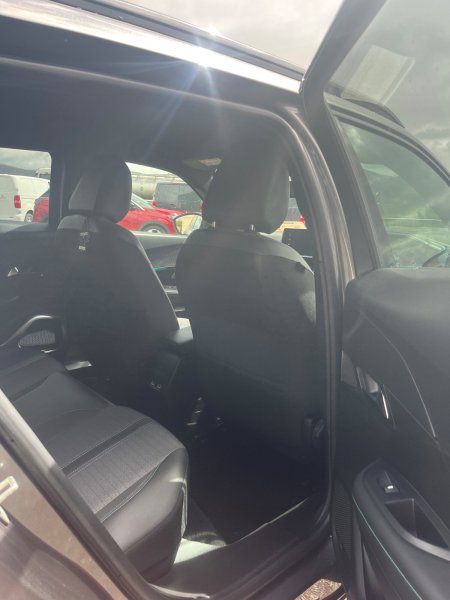 2023 Peugeot 2008 - photo 8