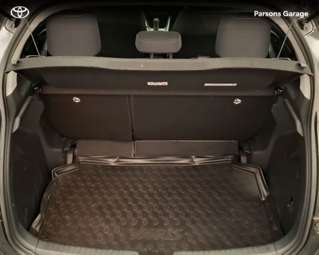 2023 Toyota Yaris - photo 13