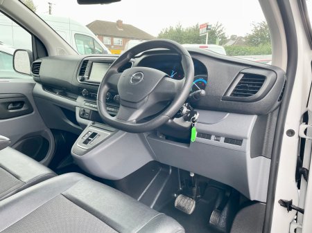 2021 Opel Vivaro - photo 9
