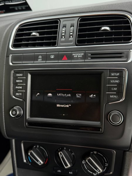 2015 Volkswagen Polo - photo 14