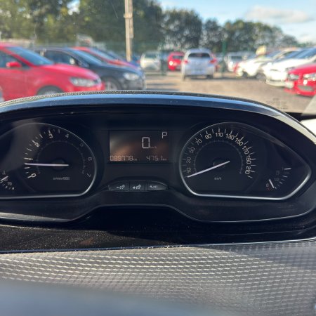 2017 Peugeot 208 - photo 24