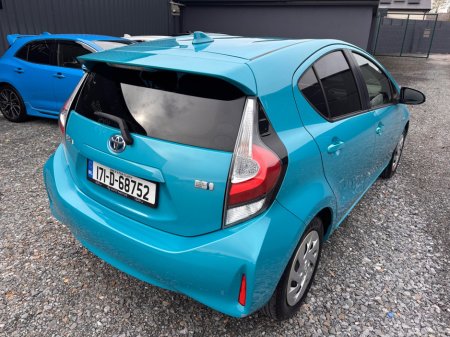 2017 Toyota Aqua - photo 4